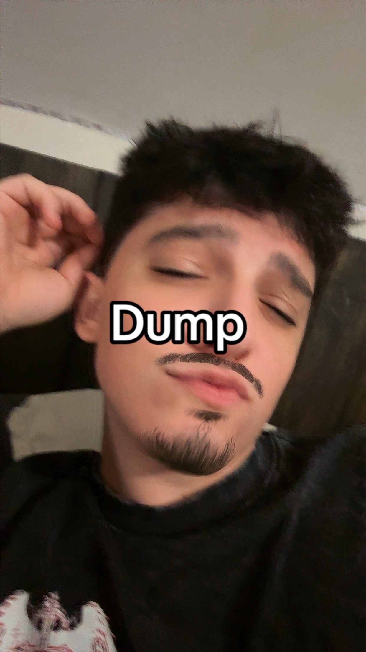@️
