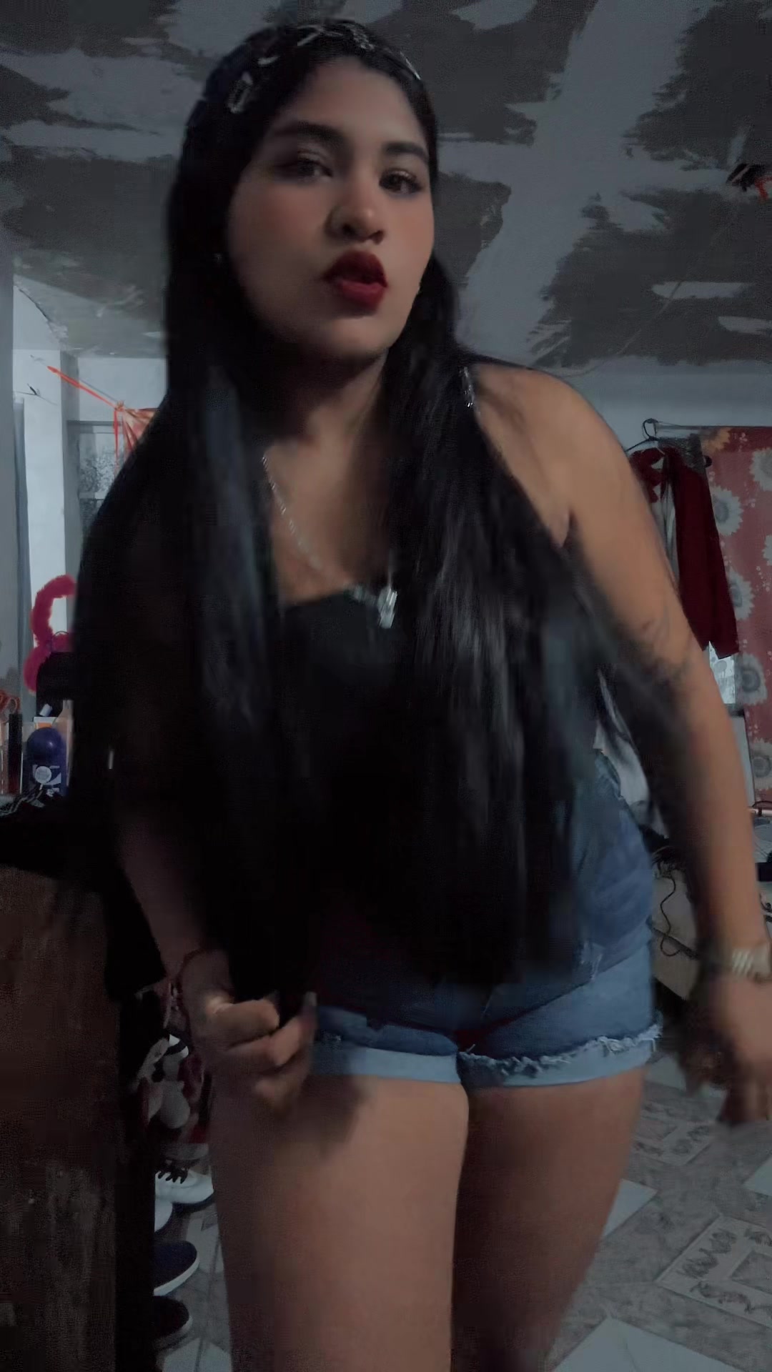@Estela   Valdavinos