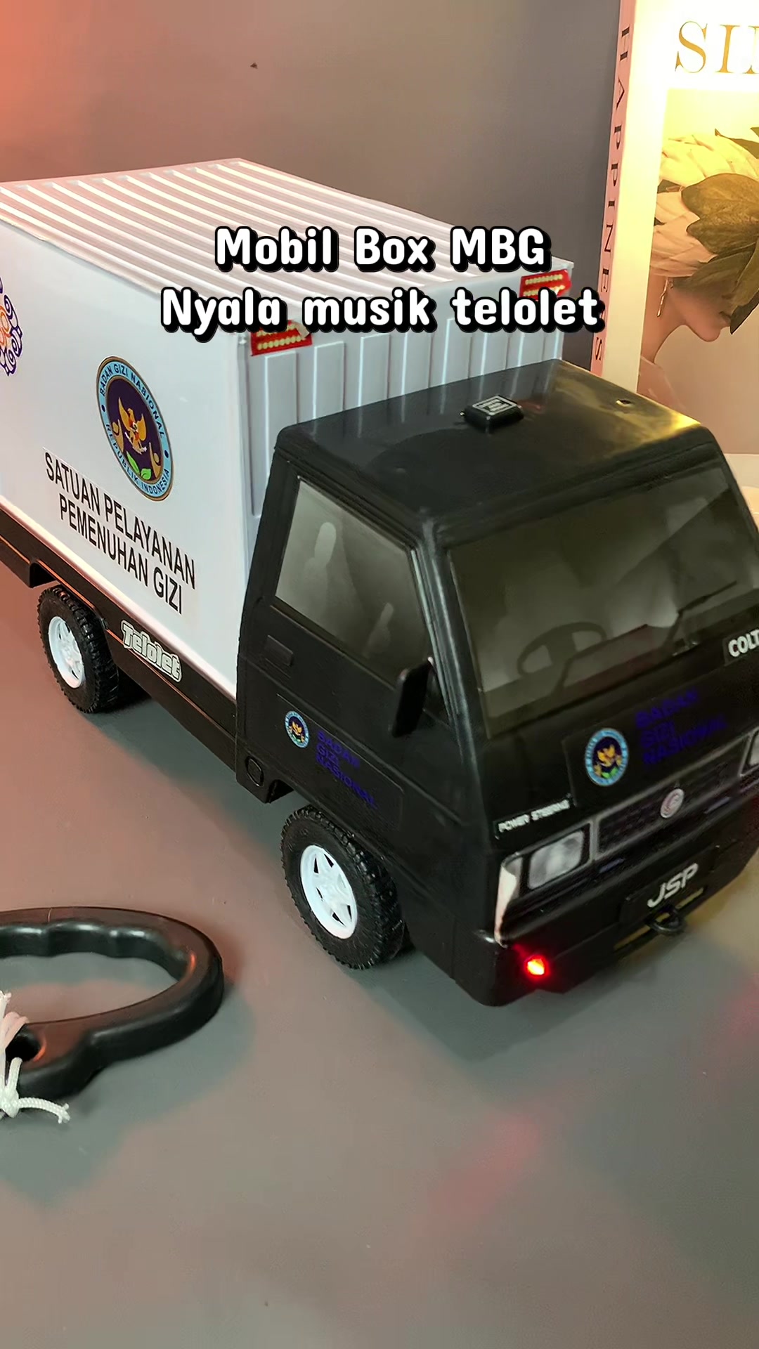 @AR27 TOYS