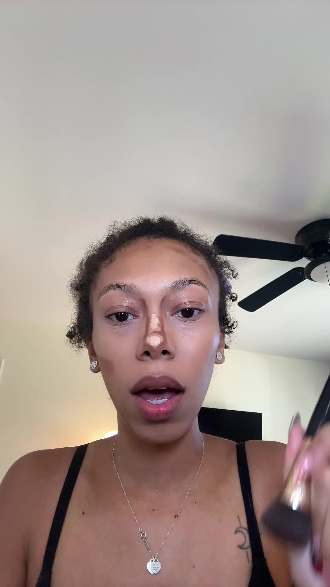 @AYSIA NICOLE