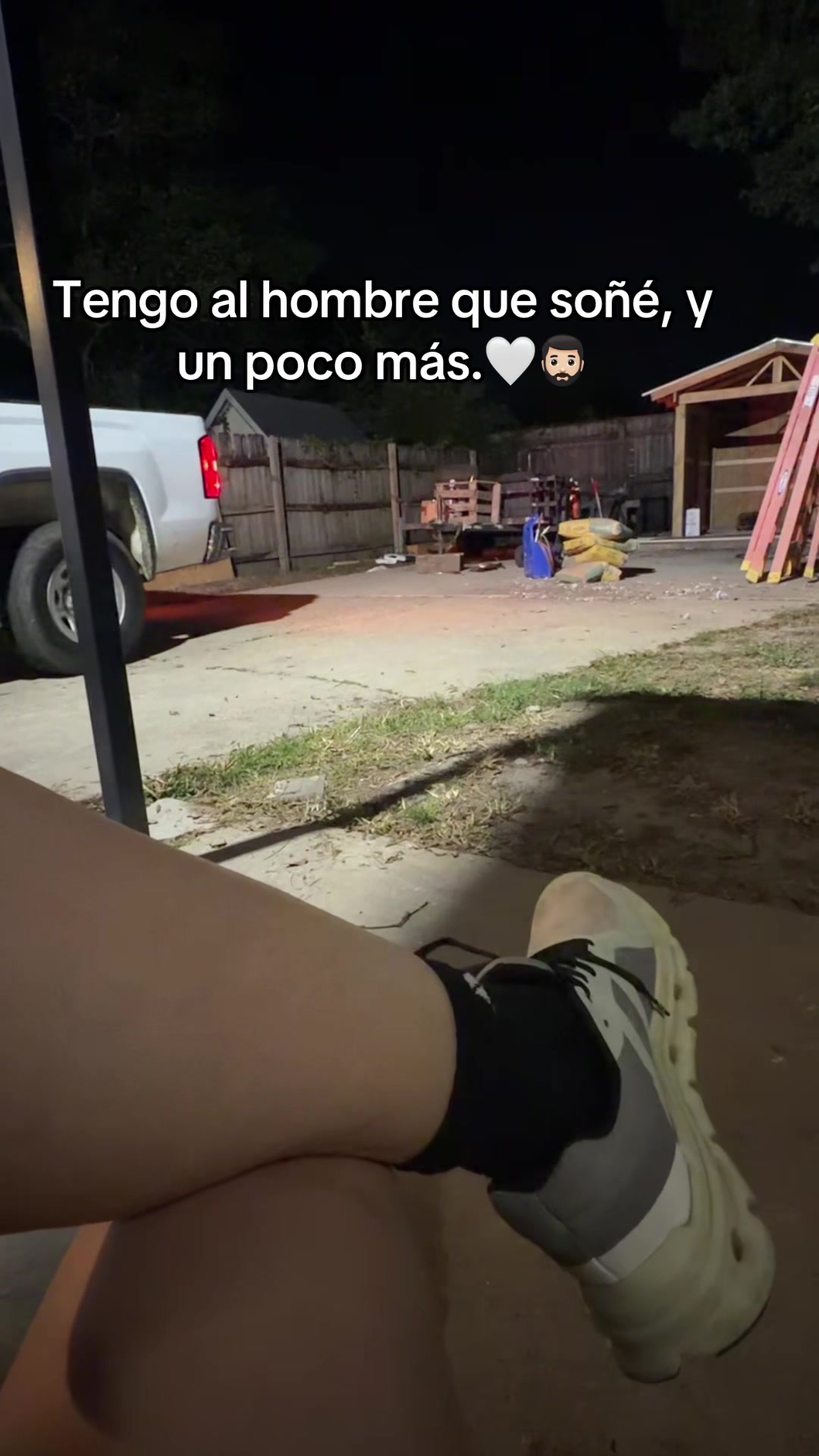 @Vaquerita👩🏻&zwj;🌾 latina