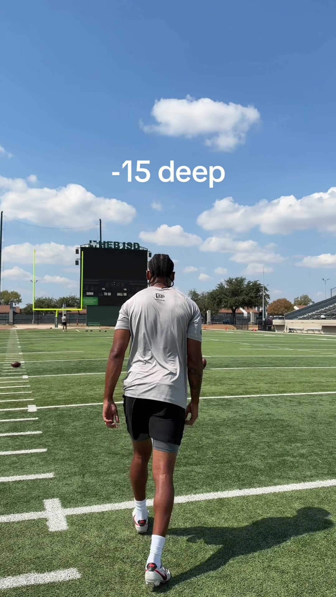 @4thDownHero - Mike Rivers