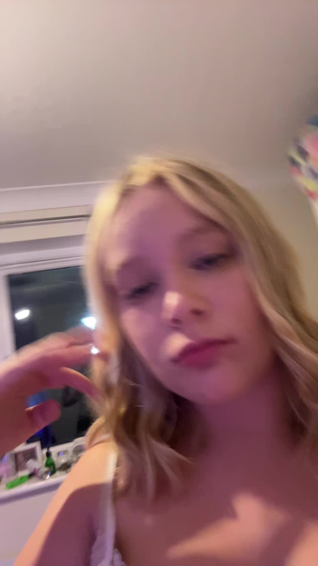 @𝒮ℴ𝓅𝒽💗