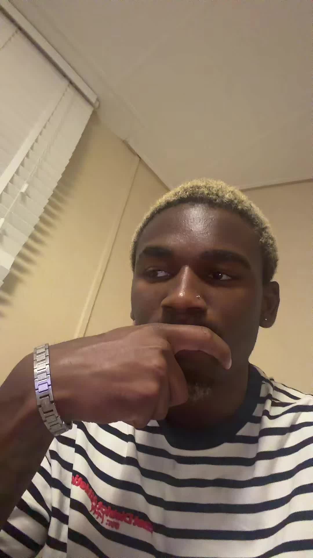 @Lo