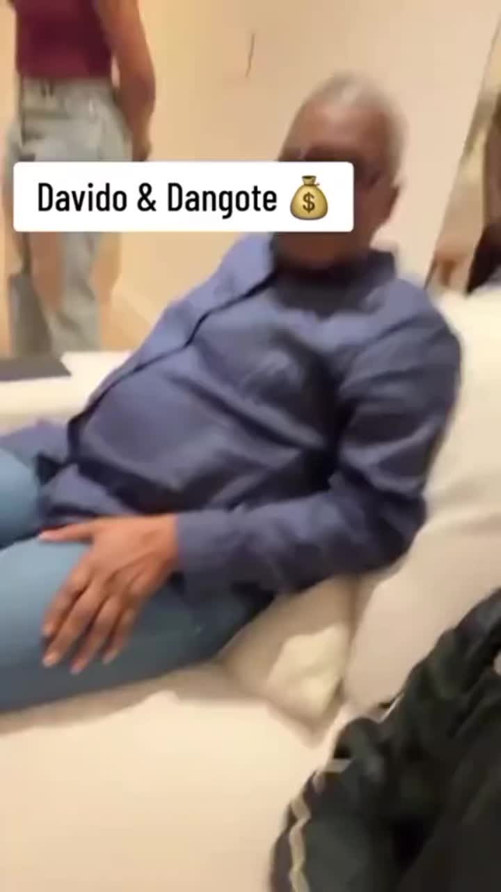 @𓆩𝚈𝙾𝚄𝙽𝙶 𝔻𝔸𝕍𝕀𝔻𓆪♬⋆