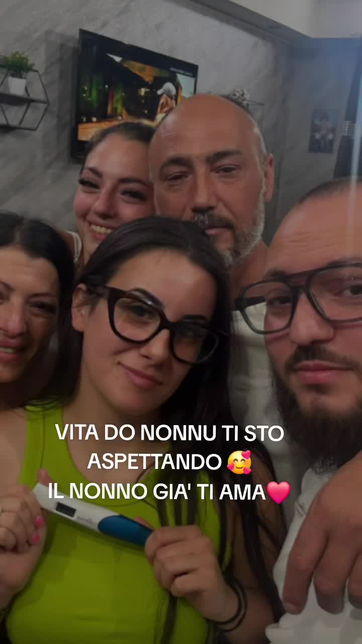 @vitoerosycastorin