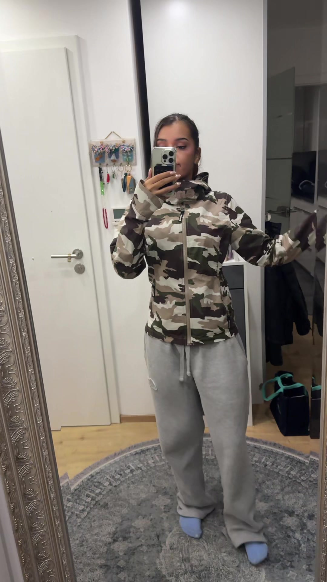 @𝐂𝐞𝐫𝐞𝐧