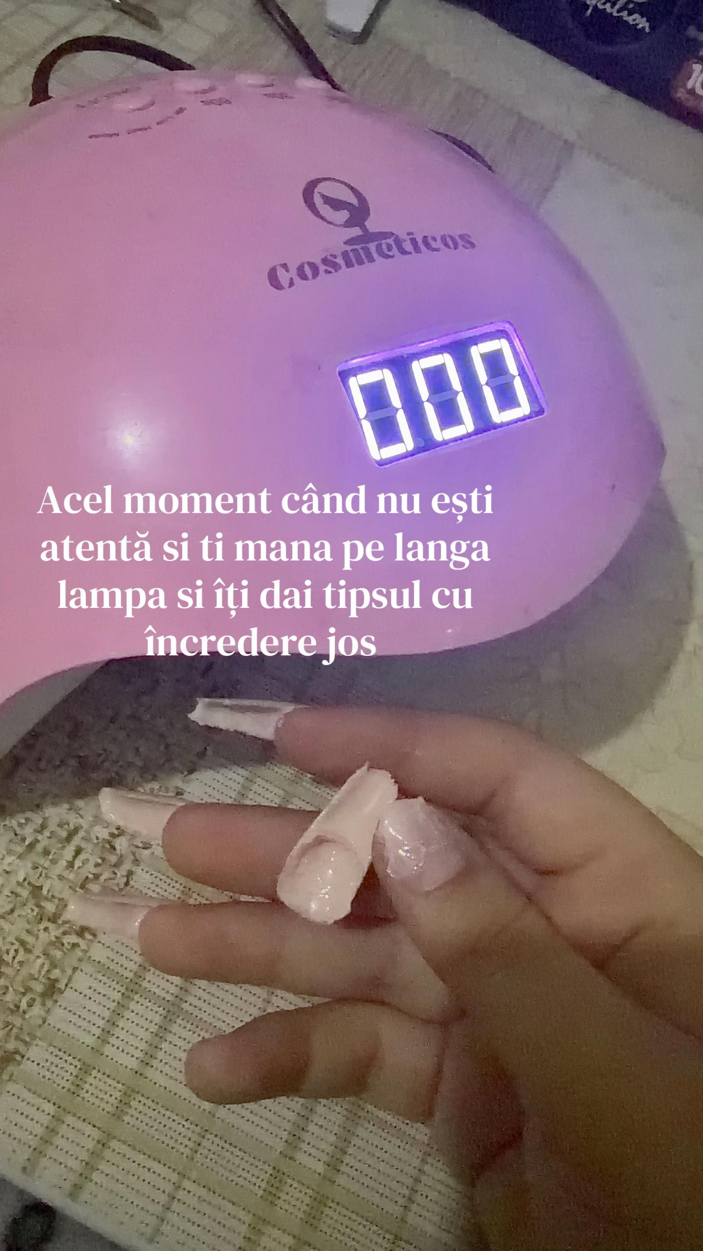 @𝒅𝒆𝒏𝒊𝒔𝒂