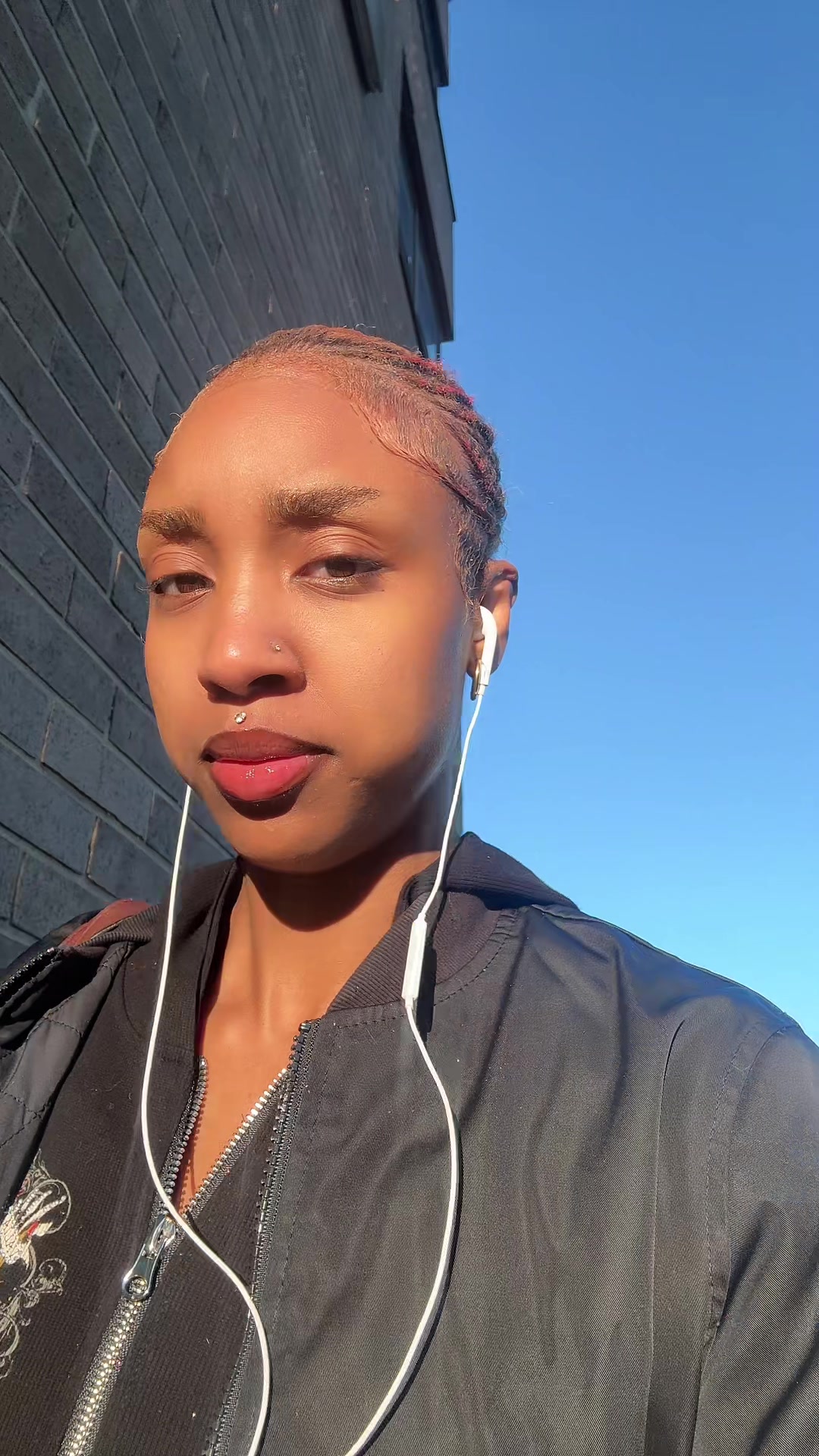 @Alluring Rue ๐๐ฆ