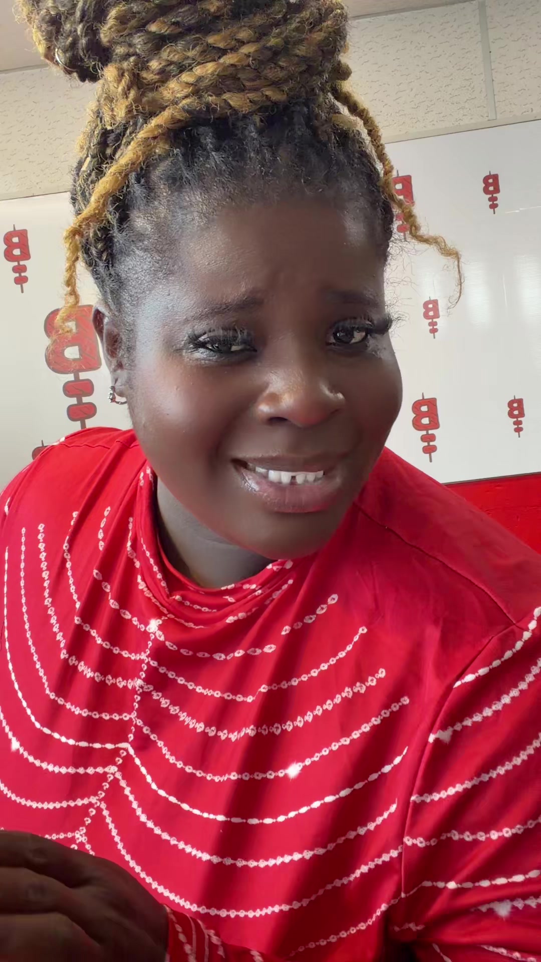@Charlotte Tano🇨🇮♥️🇬🇭♥️🇨🇦