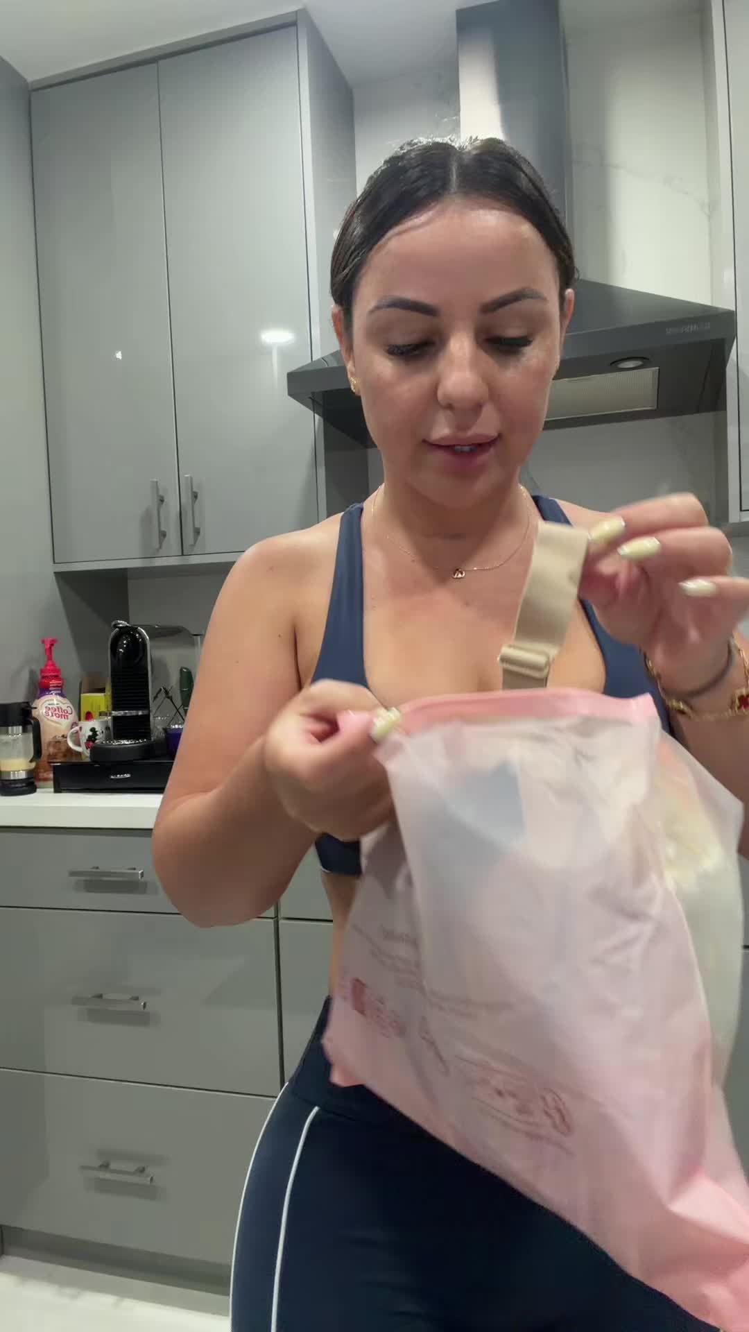 @Lovelyflavita