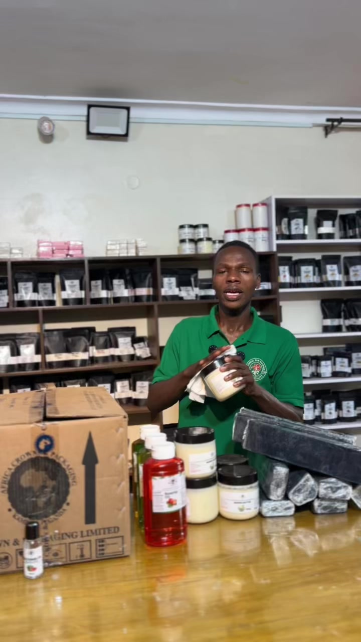 @BOTANICAL RAW MATERIALS UG