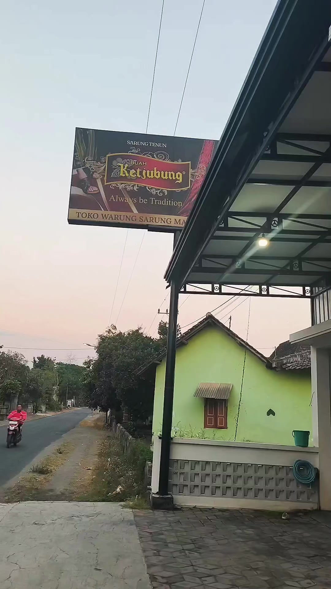 @Warung Sarung Malibari