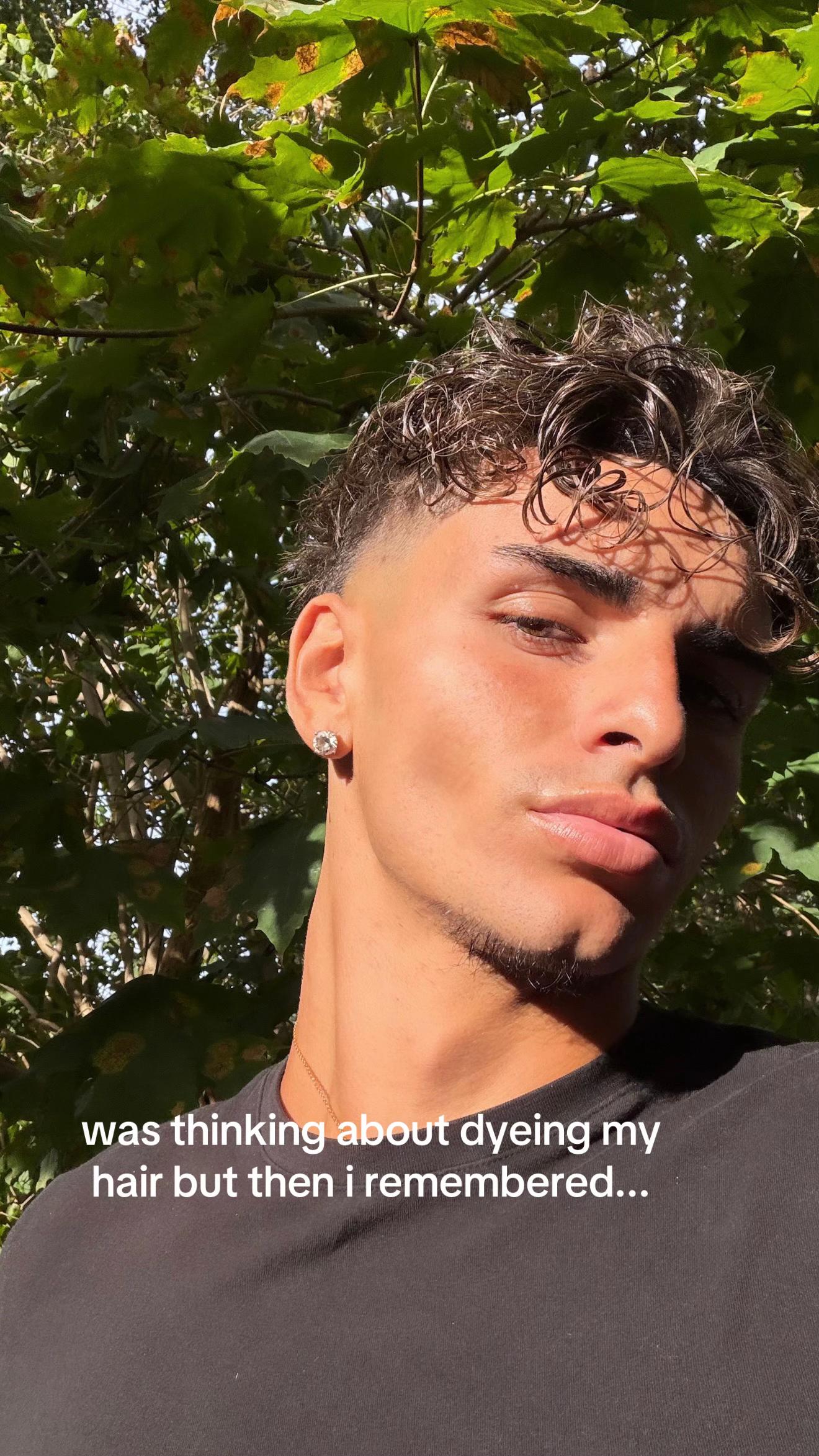@chris.nikoo
