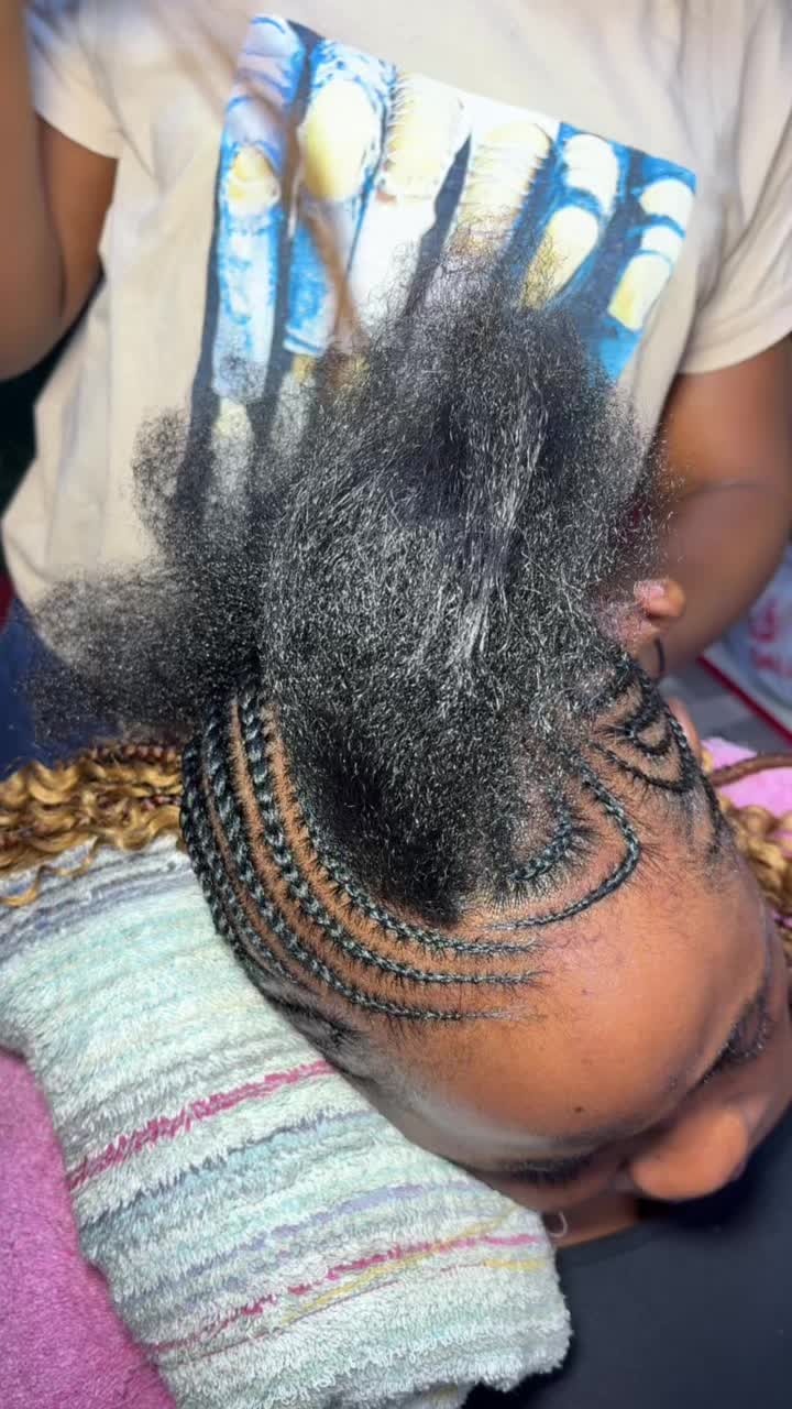@Salon in Dansoman