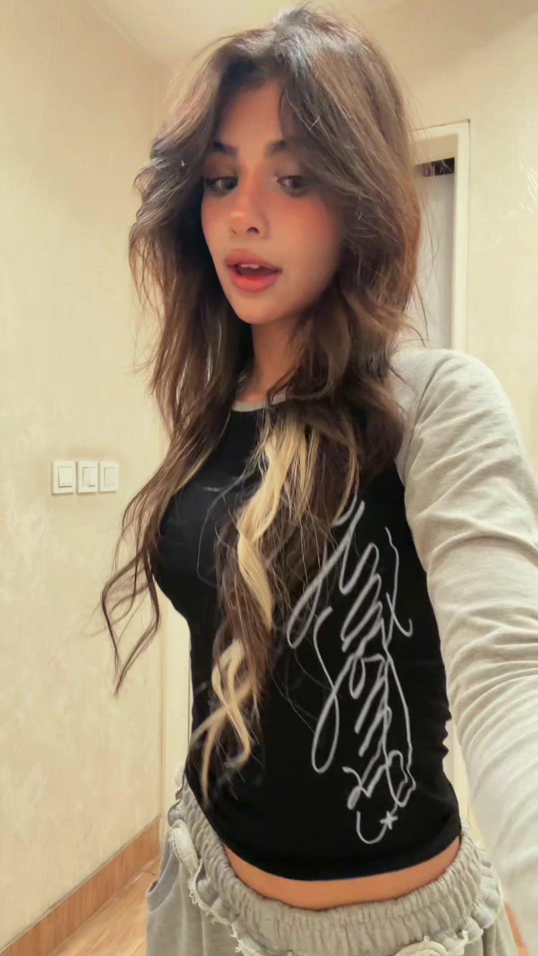 @neeg1n