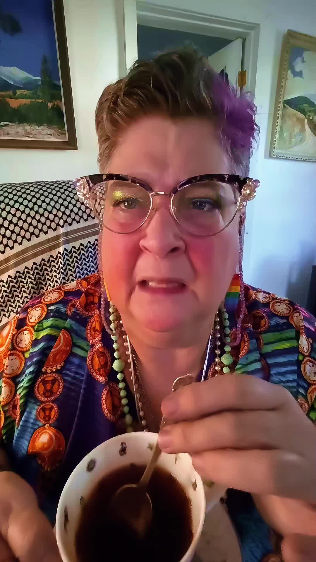 @north_omaha_cat_lady