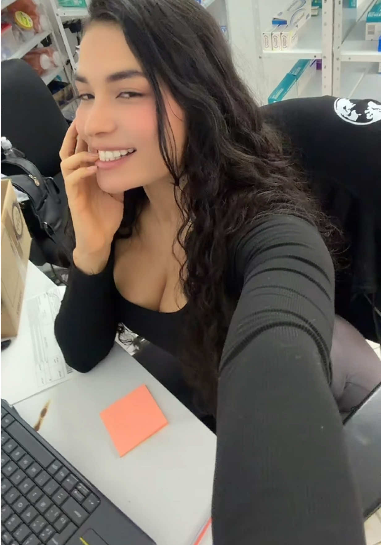 @Angiesuz