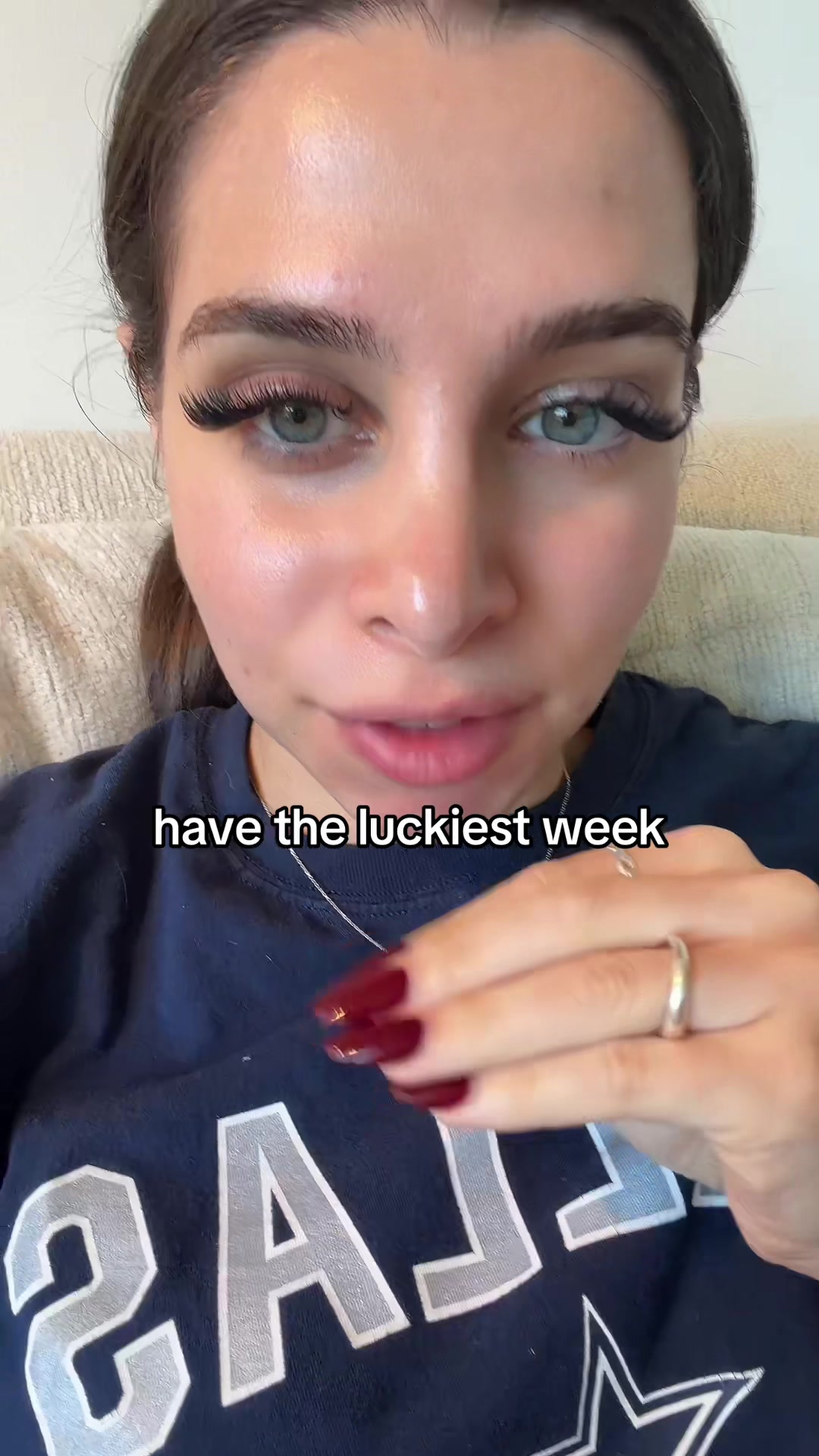 @hothighpriestess 🧿🤍