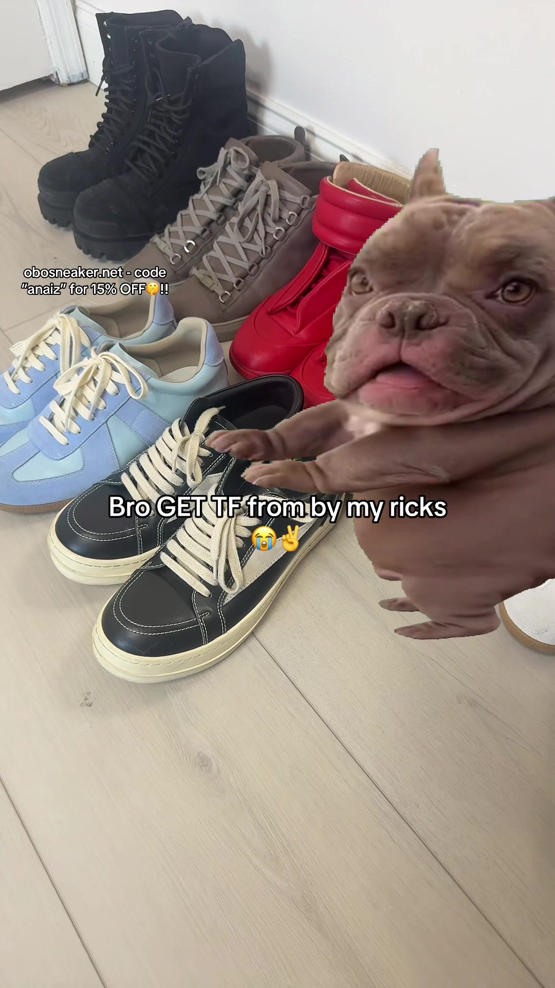 @￼