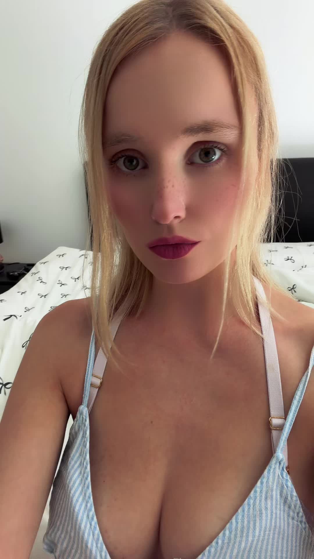 @Itslauriemarie