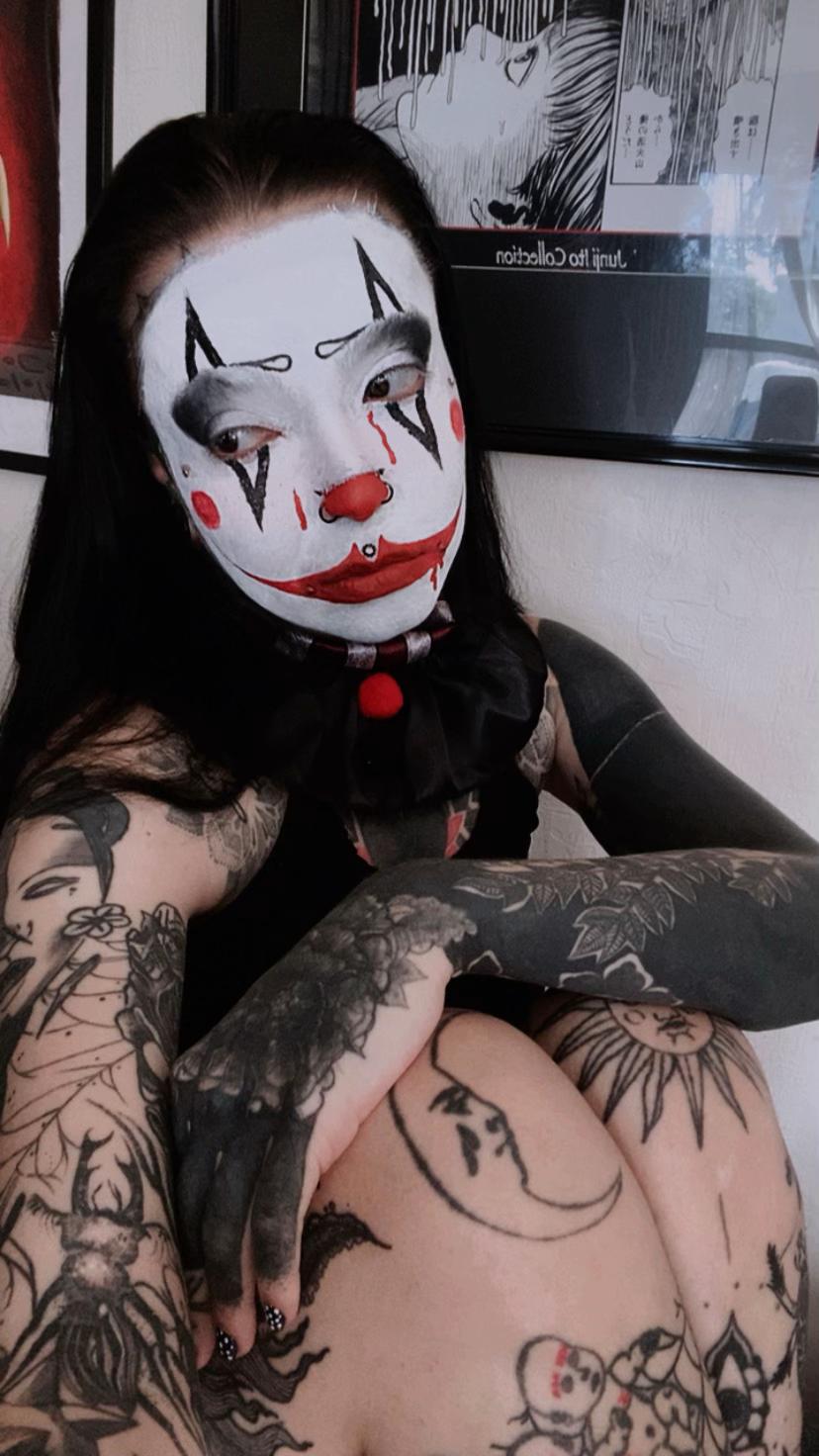@mrsdimoni