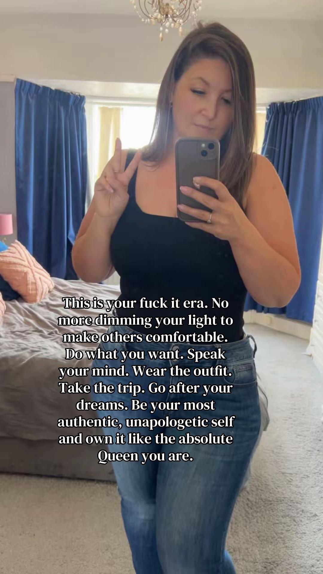 @Linzi 🤍🖤