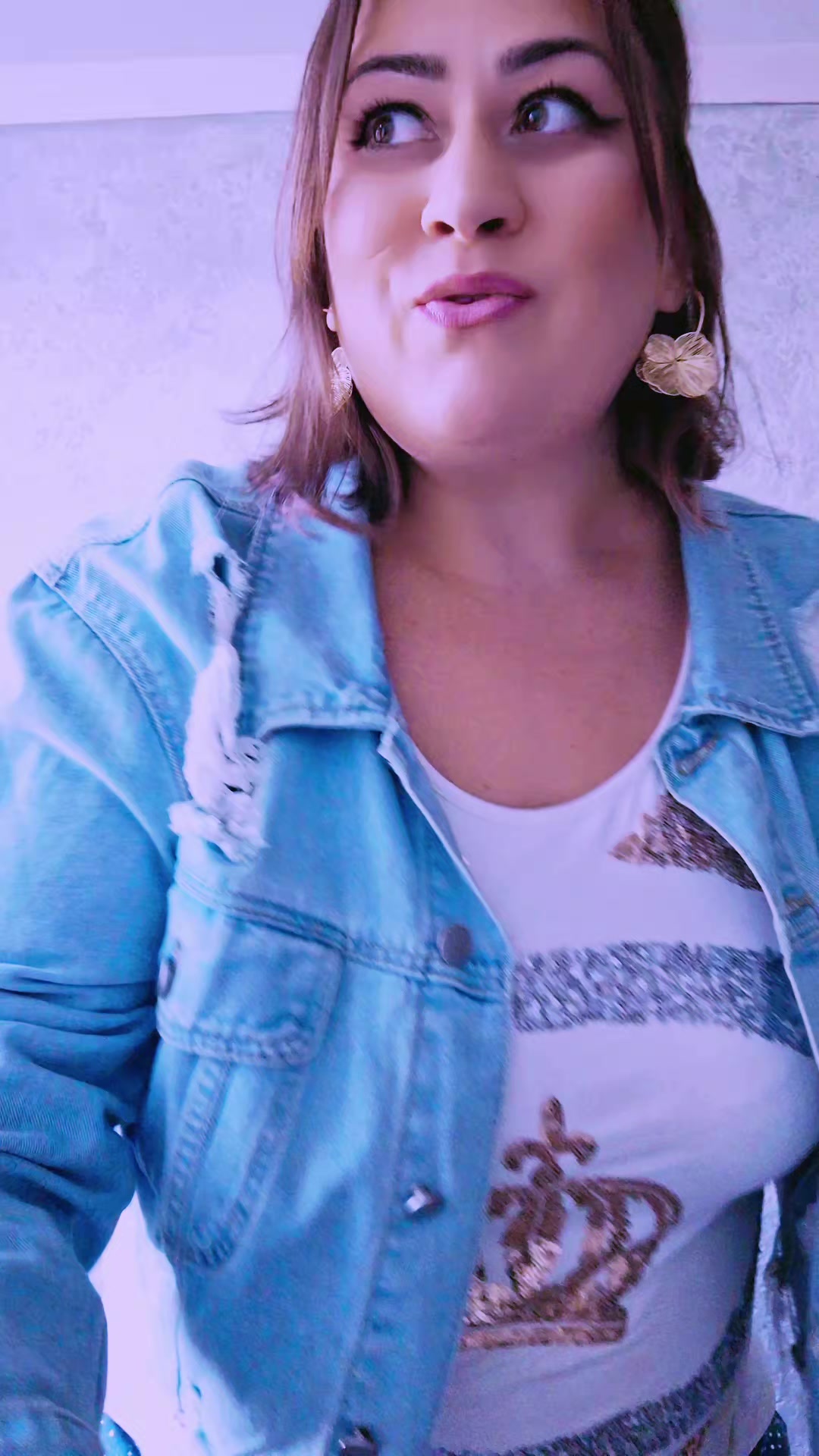 @Victorița
