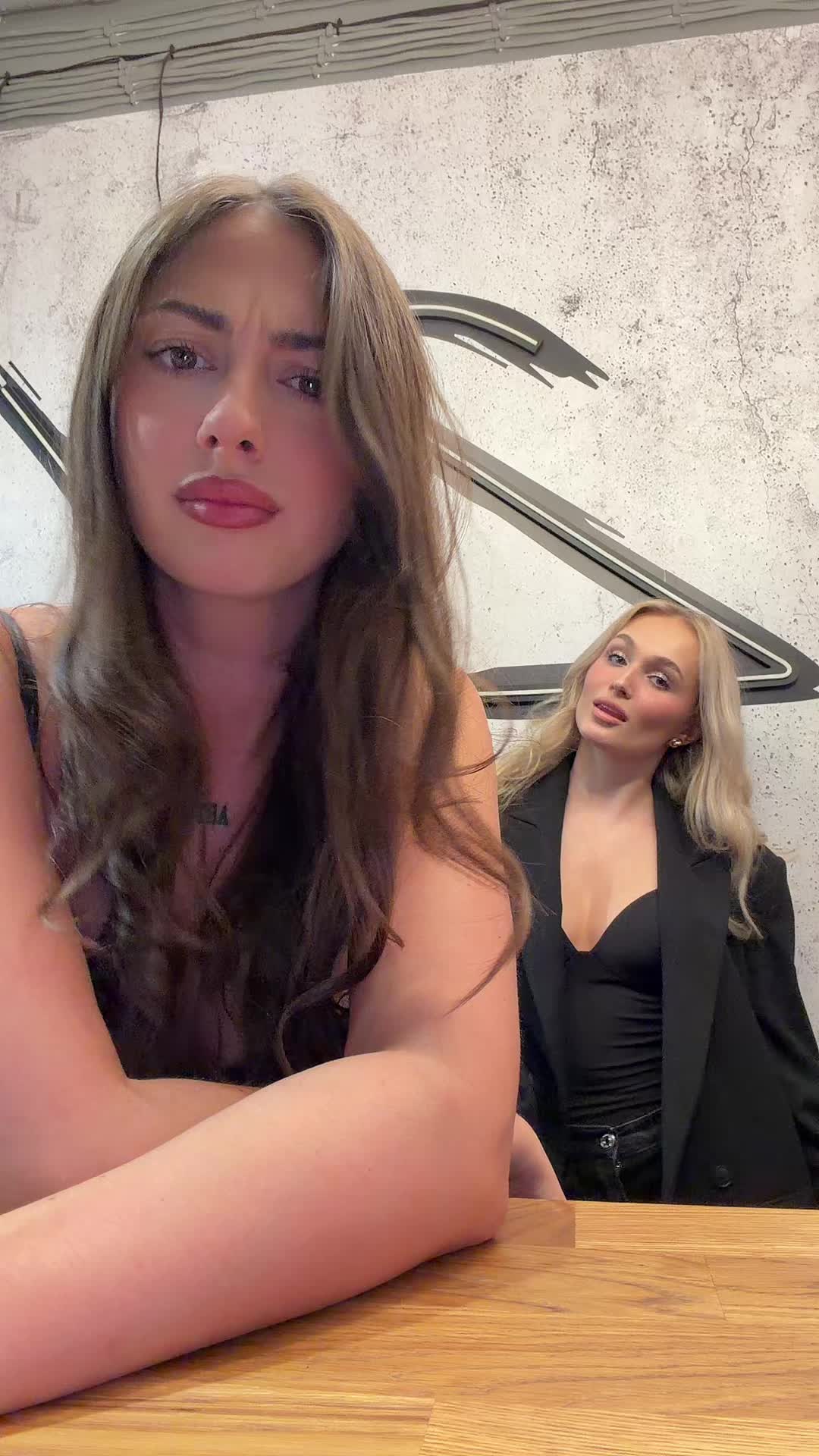 @kornelia