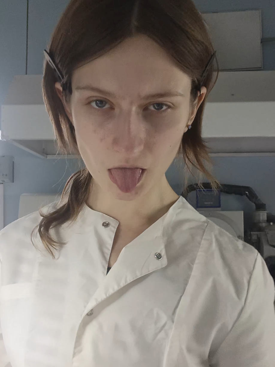 @weXlie