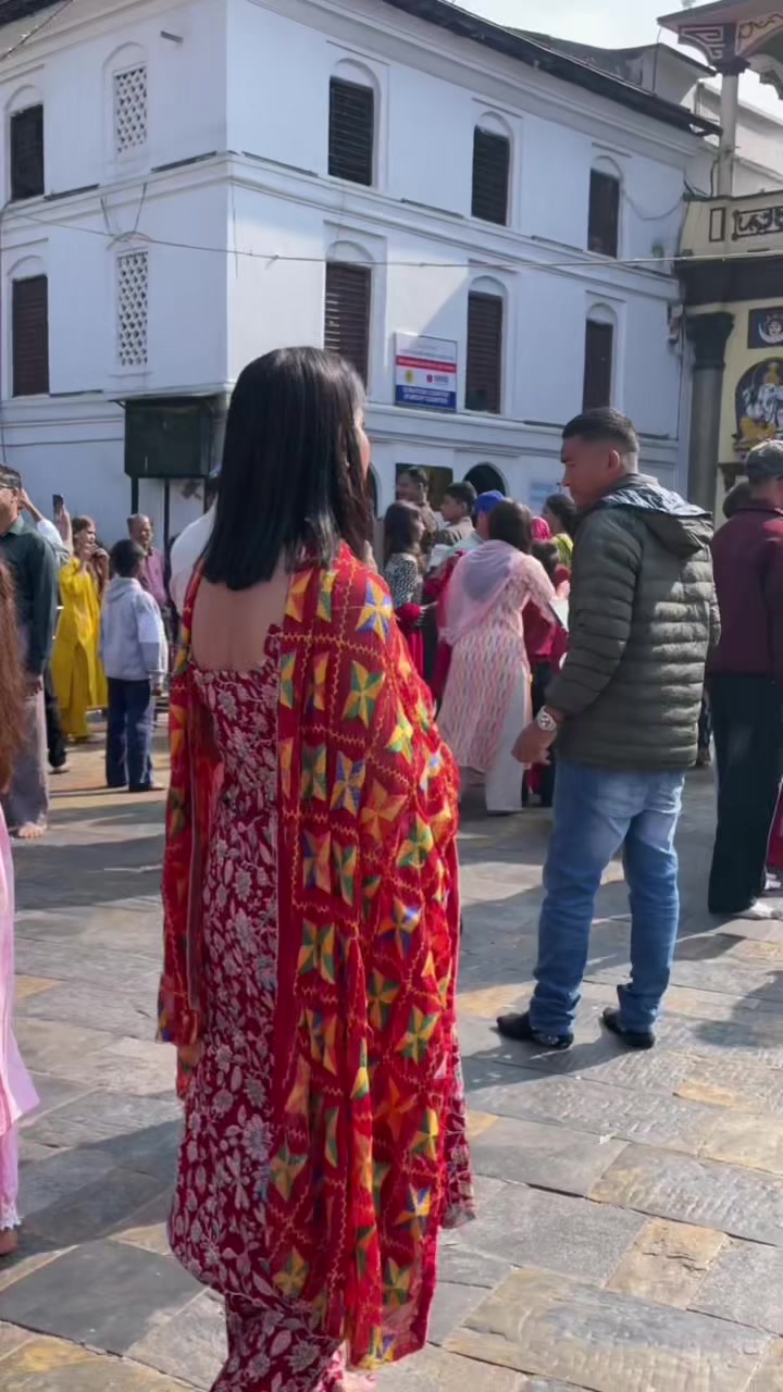 @SANDHYA🥰