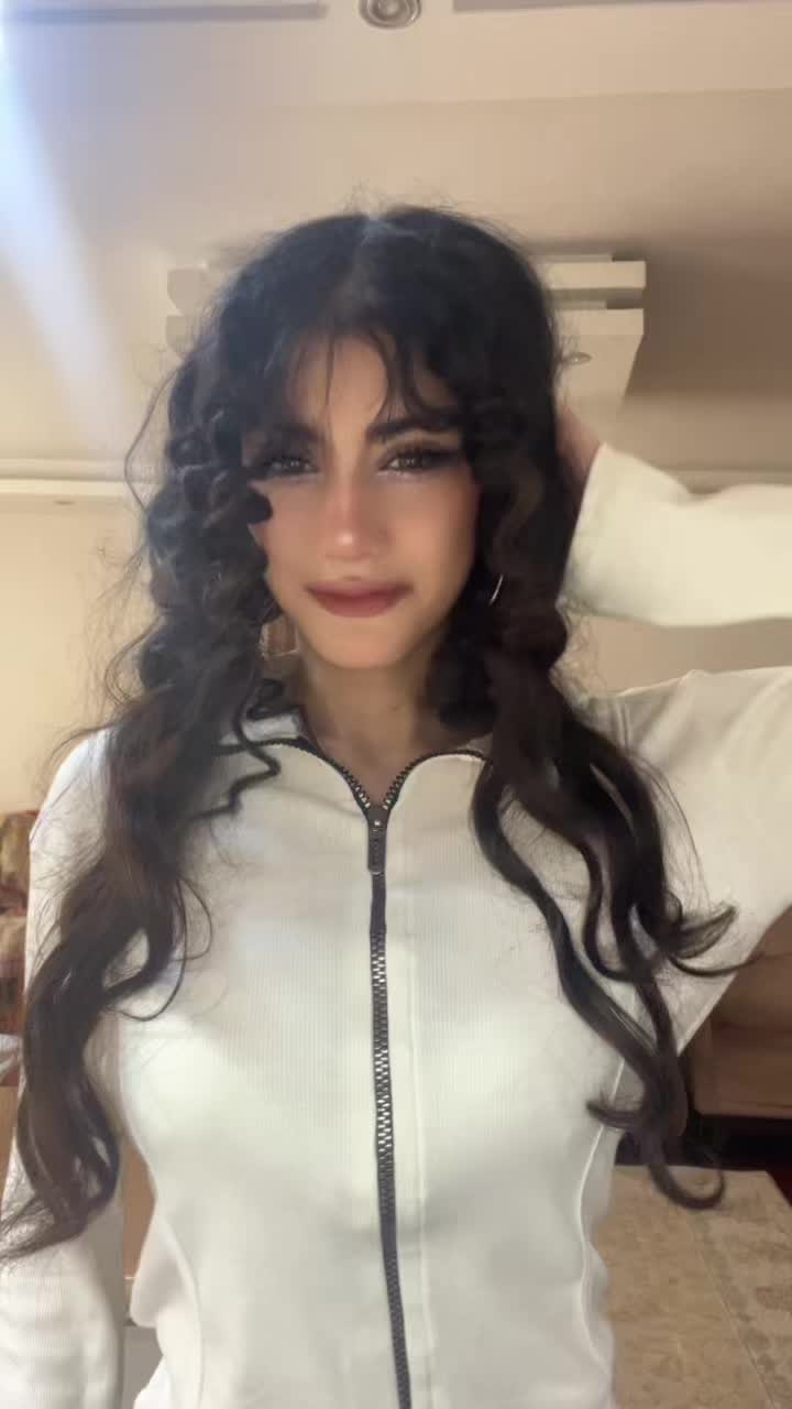@Elina