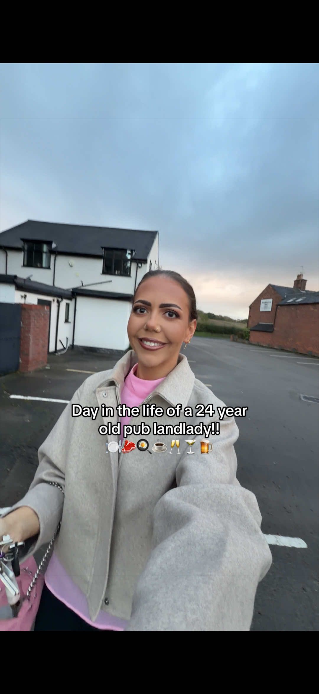 @Kayley Taylor | Pub Landlady🍸