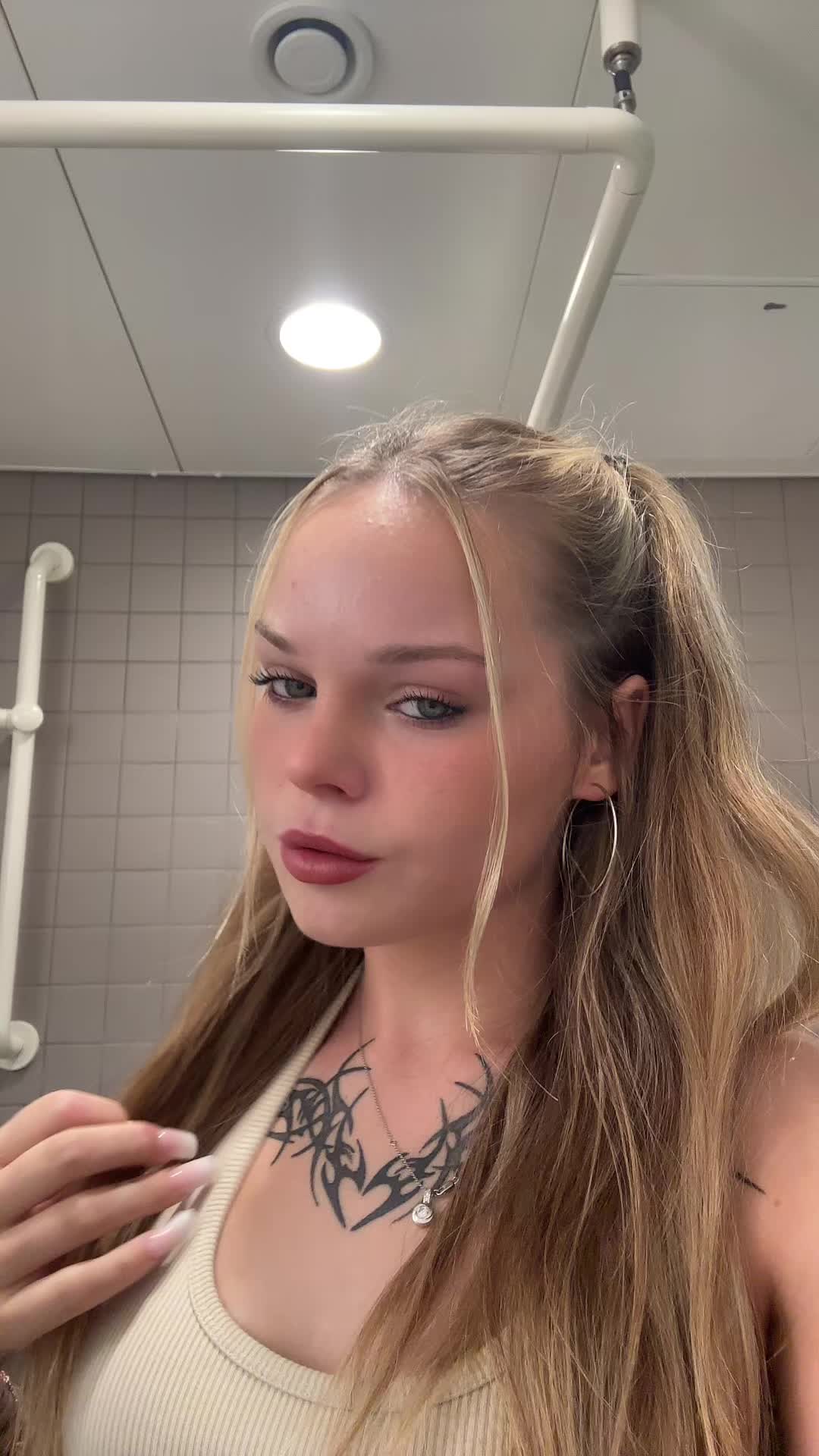@bordermina