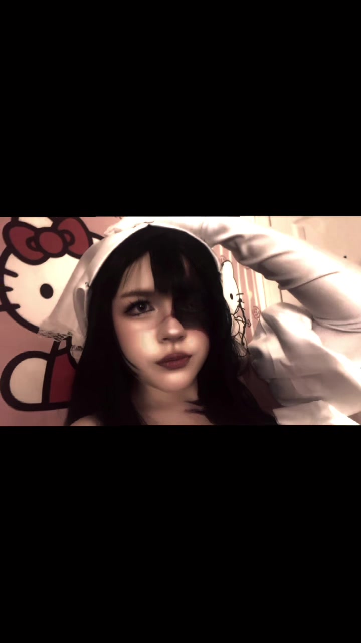 @𝘝𝘢𝘯𝘪𝘴𝘸𝘳𝘭
