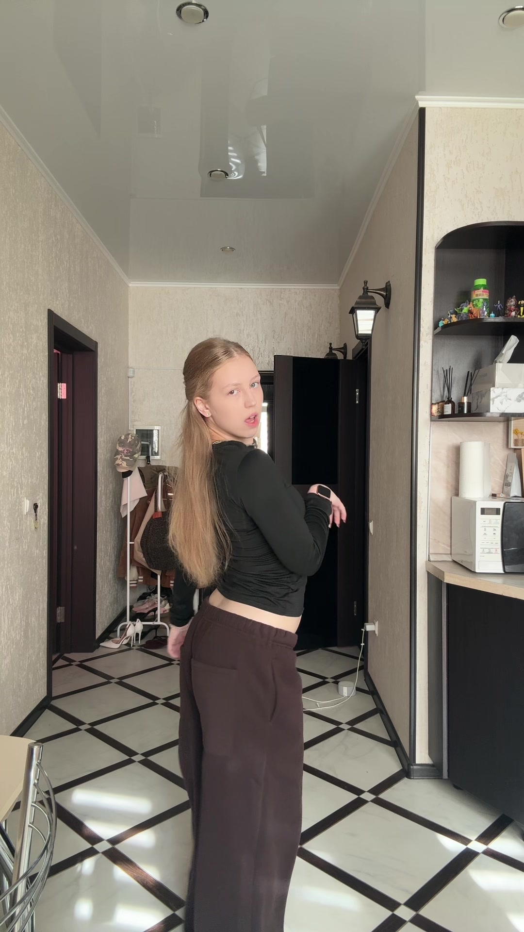 @джонияр