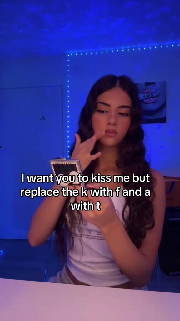 @👠