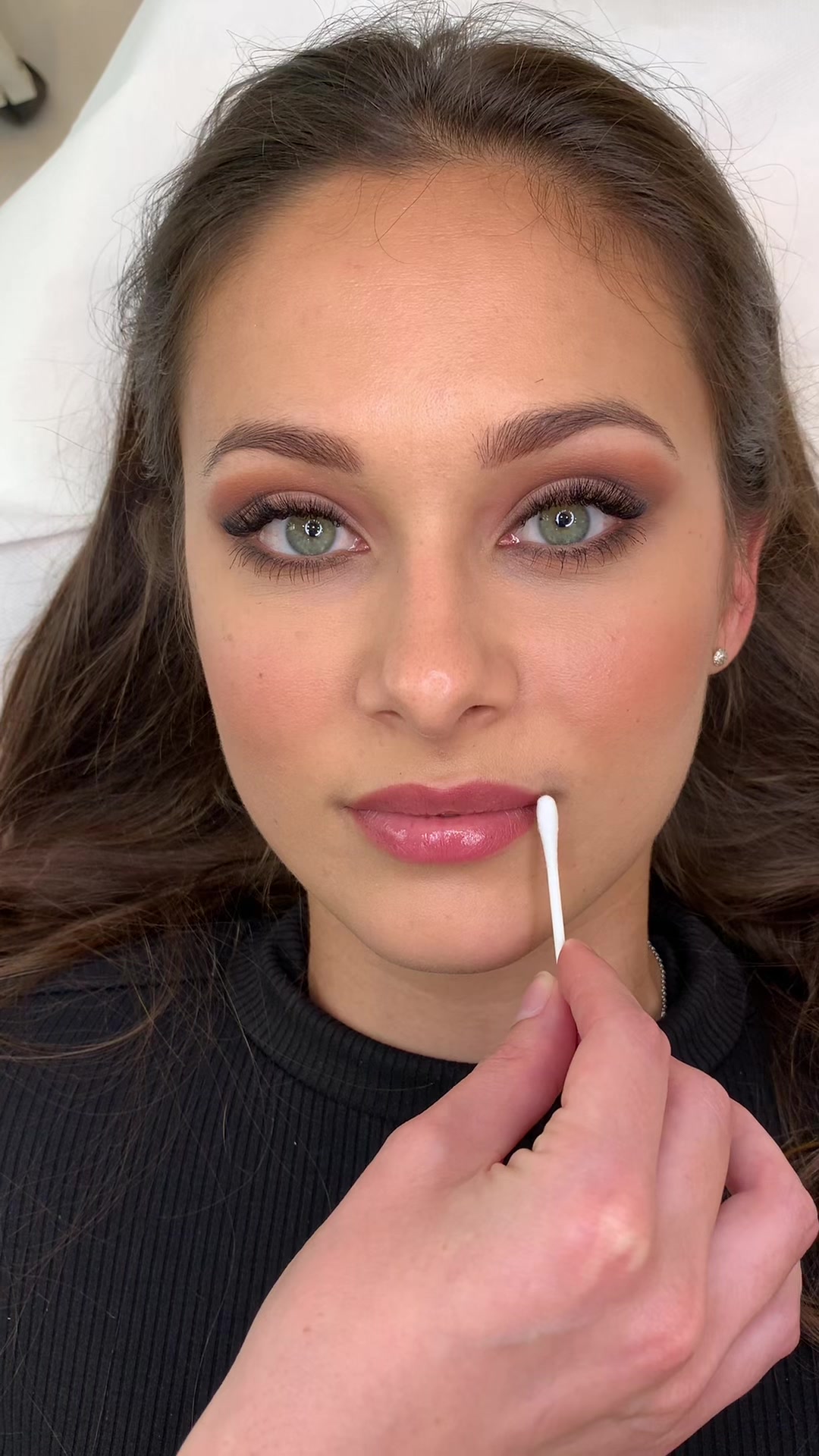 @Sikl&oacute;s J&uacute;lia Sminktetov&aacute;l&aacute;s 💄
