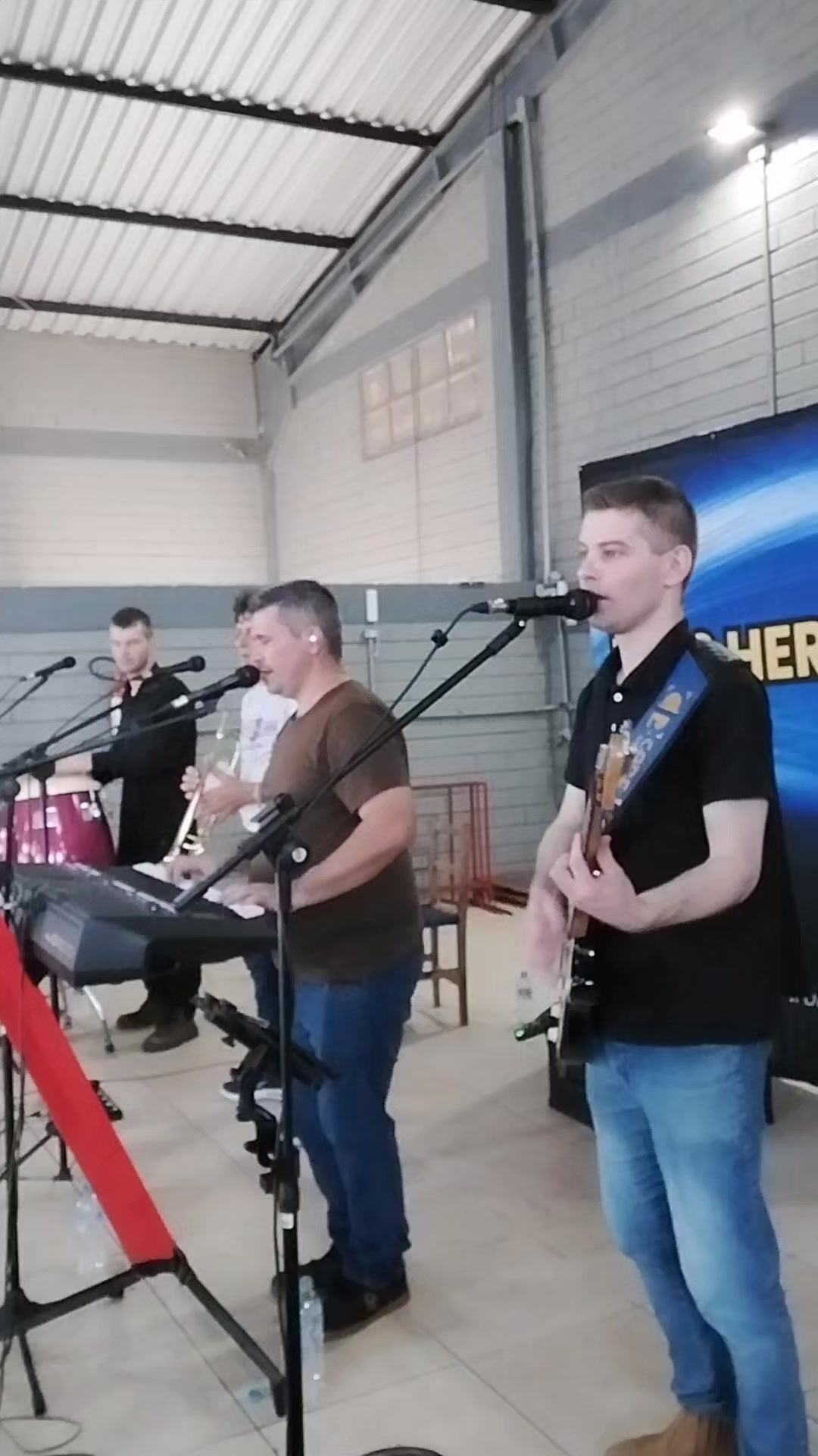 @Três Hermanos