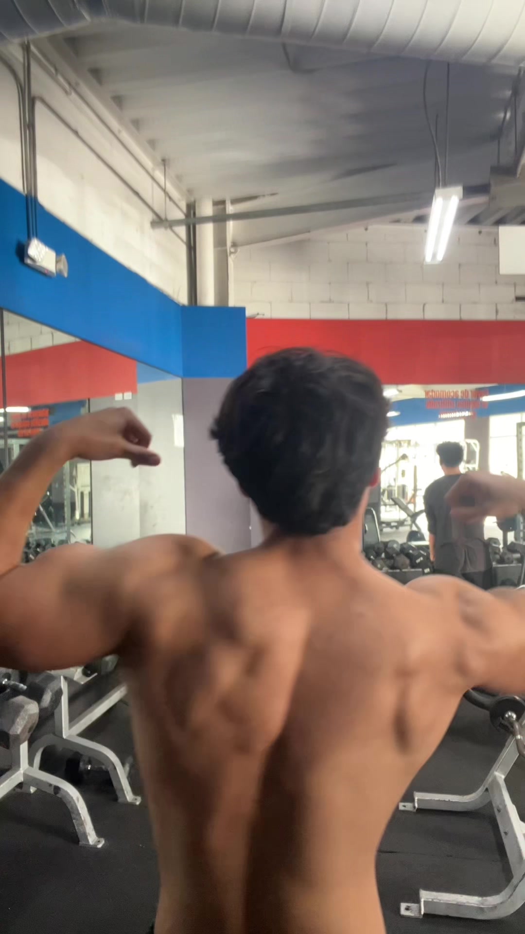 @&Aacute;lvaro