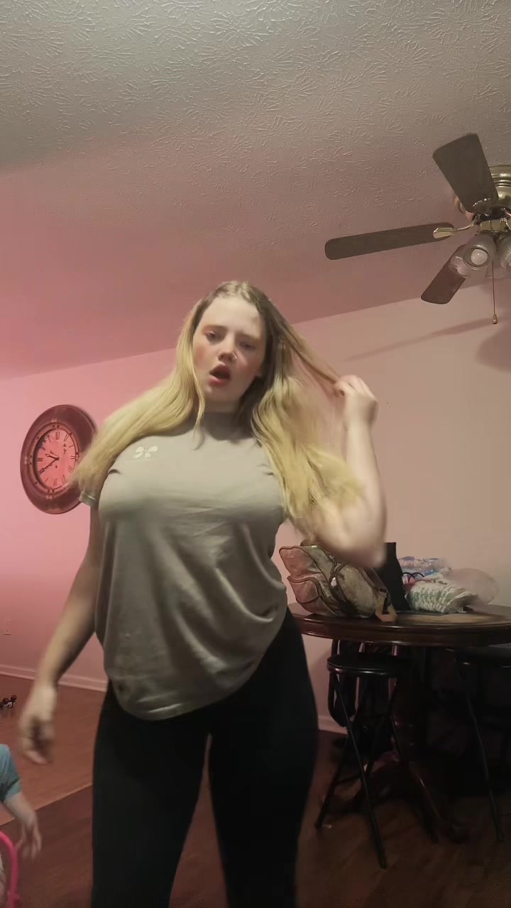 @itszzhailey