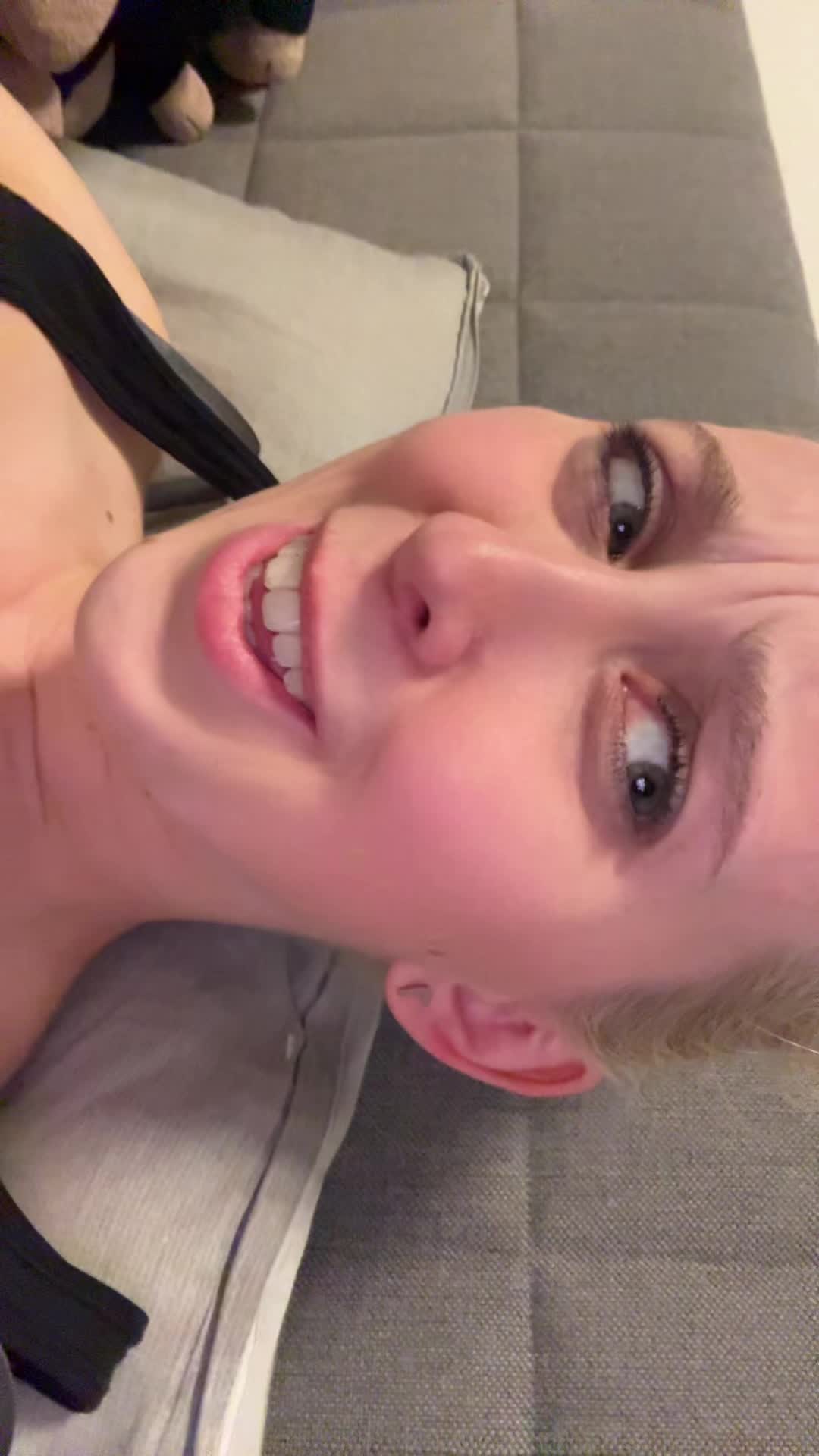 @Lenaxagm