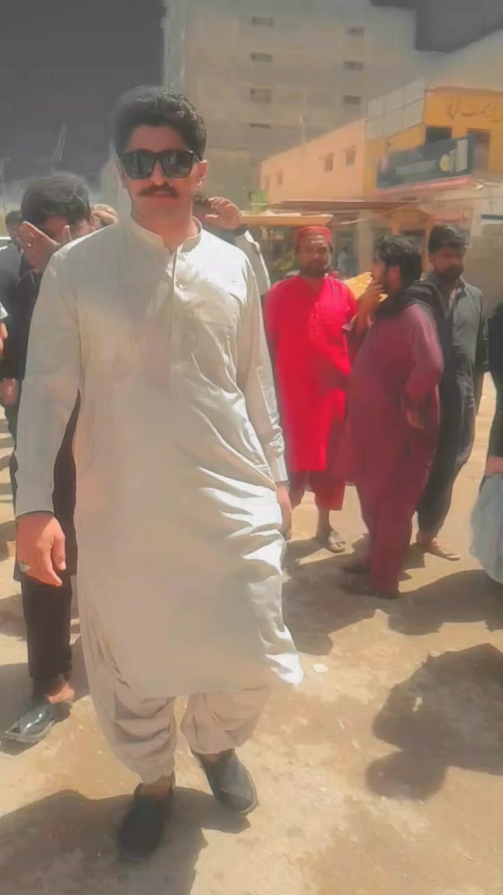 @comrad sahaB🔥