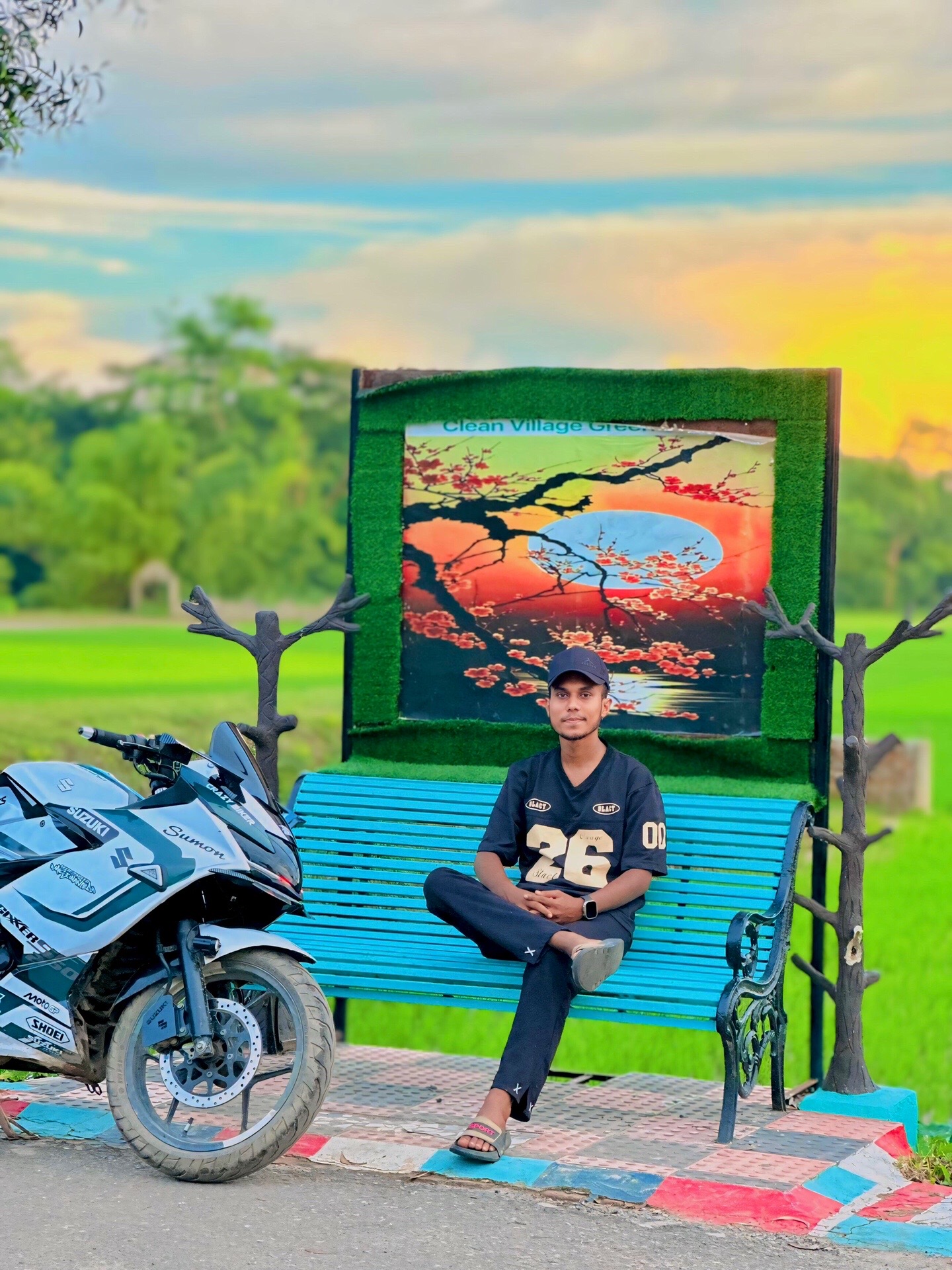 @🔥 ᴄʀᴀᴢʏ ʙɪᴋᴇʀ ⚡️