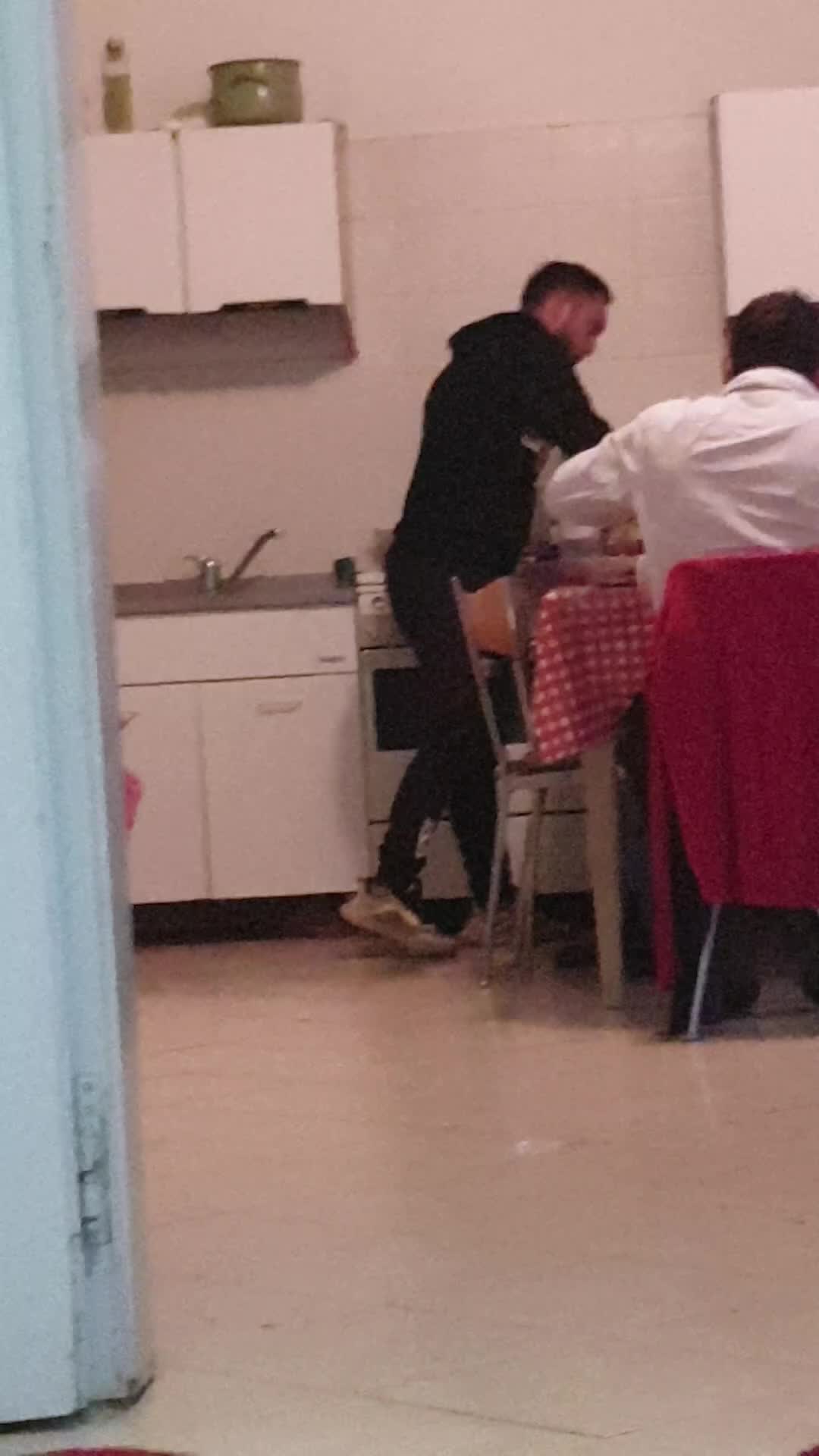 @Ovidiu Veltanu
