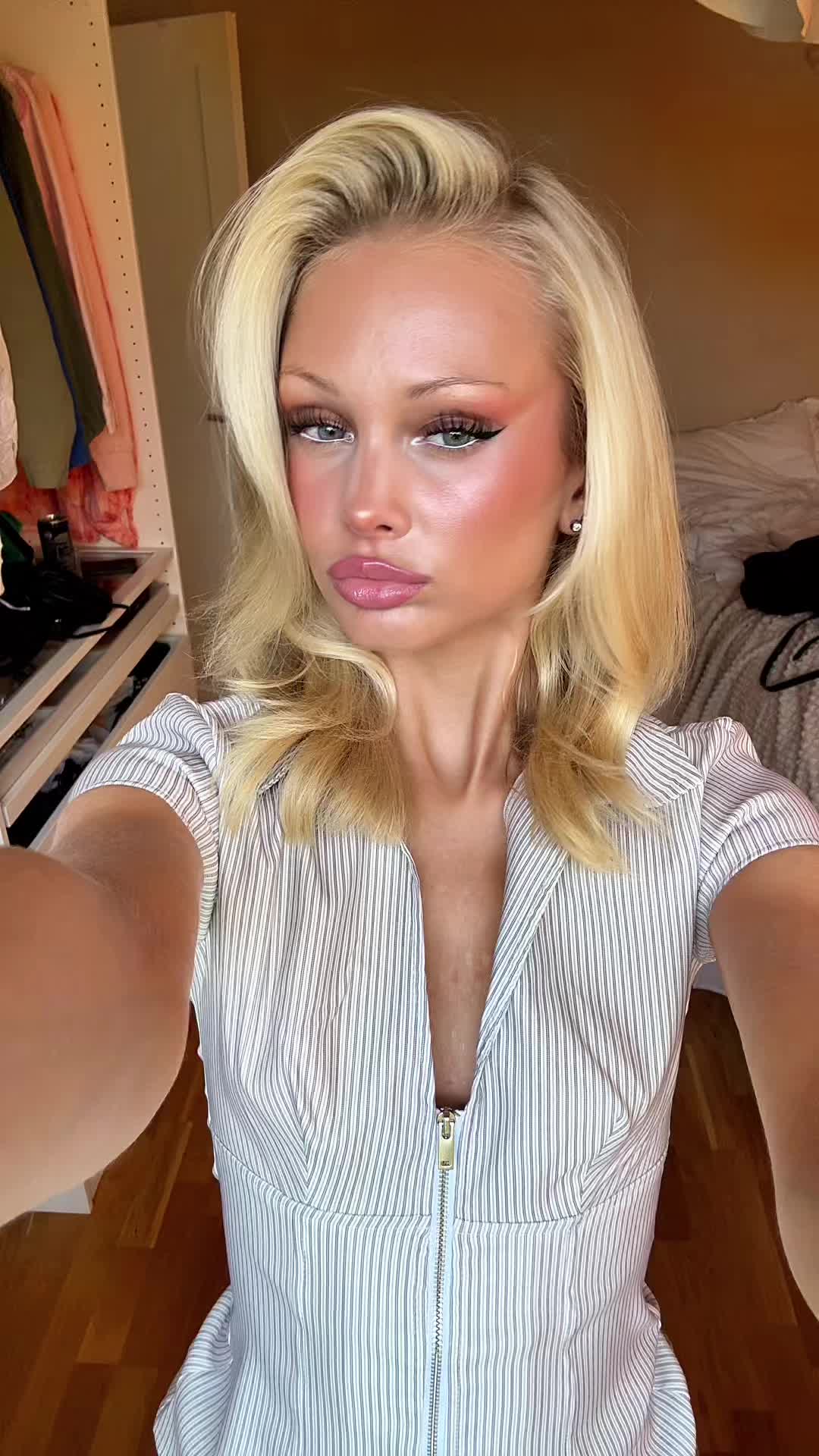 @emoemy
