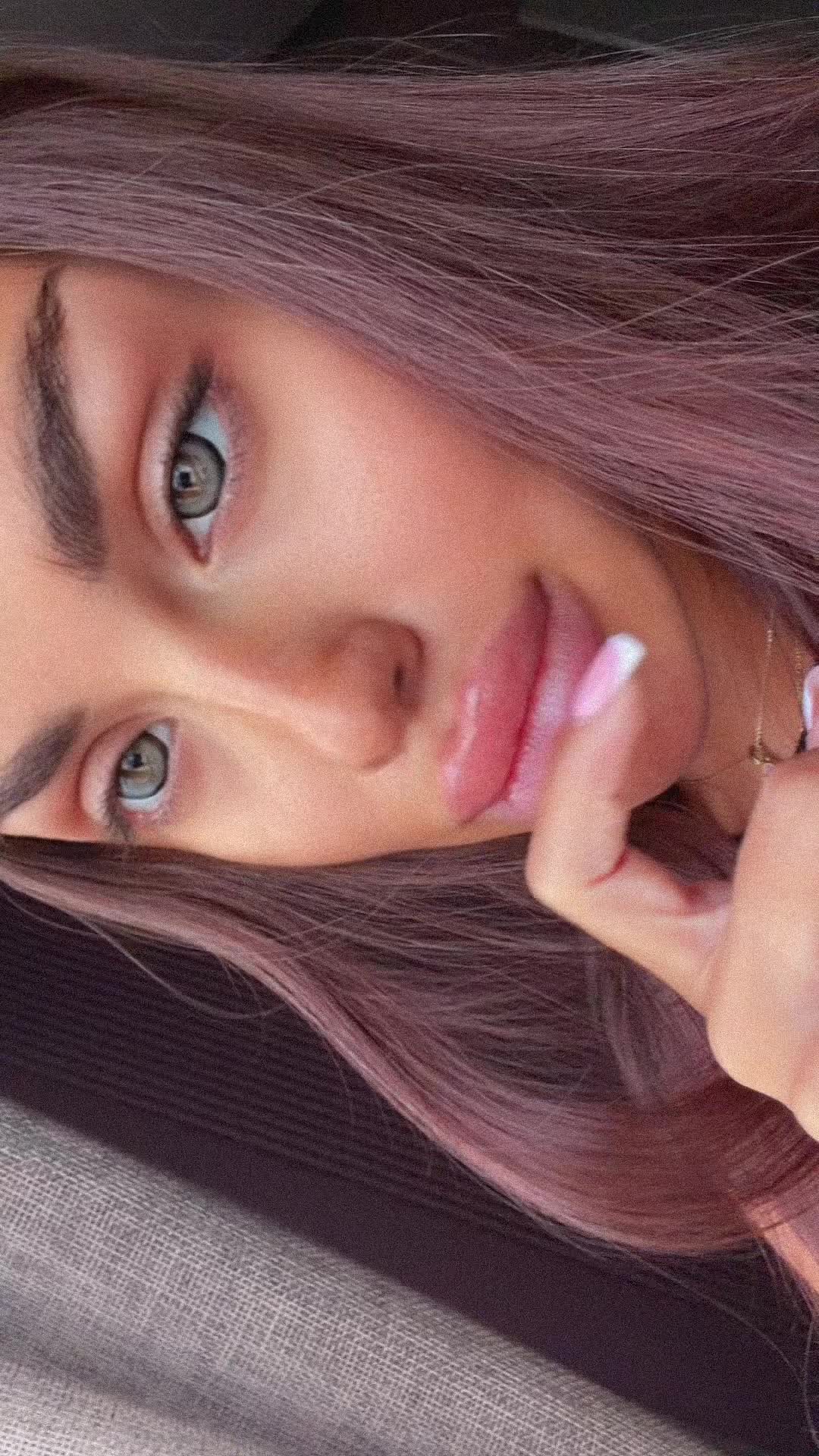 @Adelina Marhuda