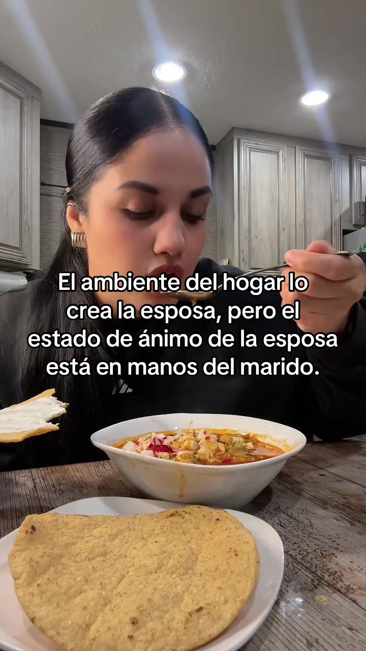 @Clau Perez🦋🥀✨