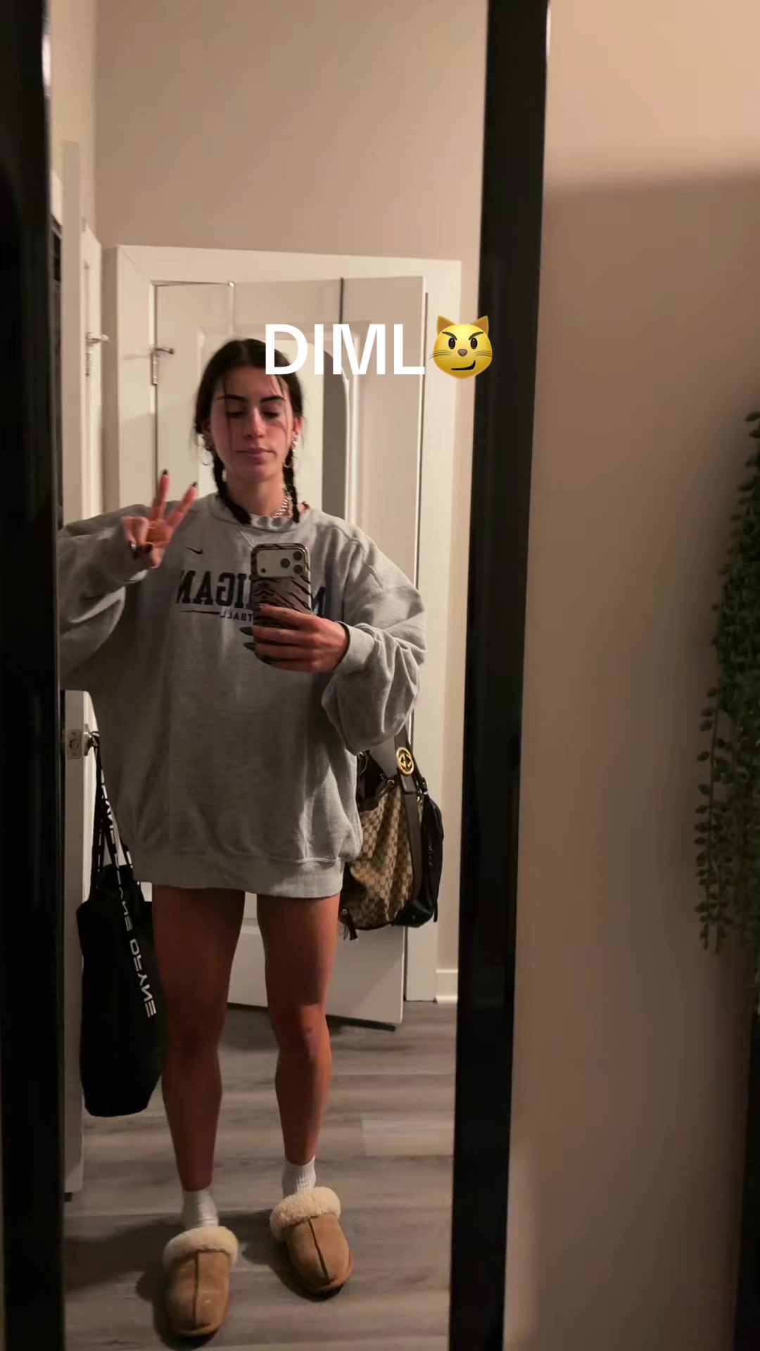 @julia