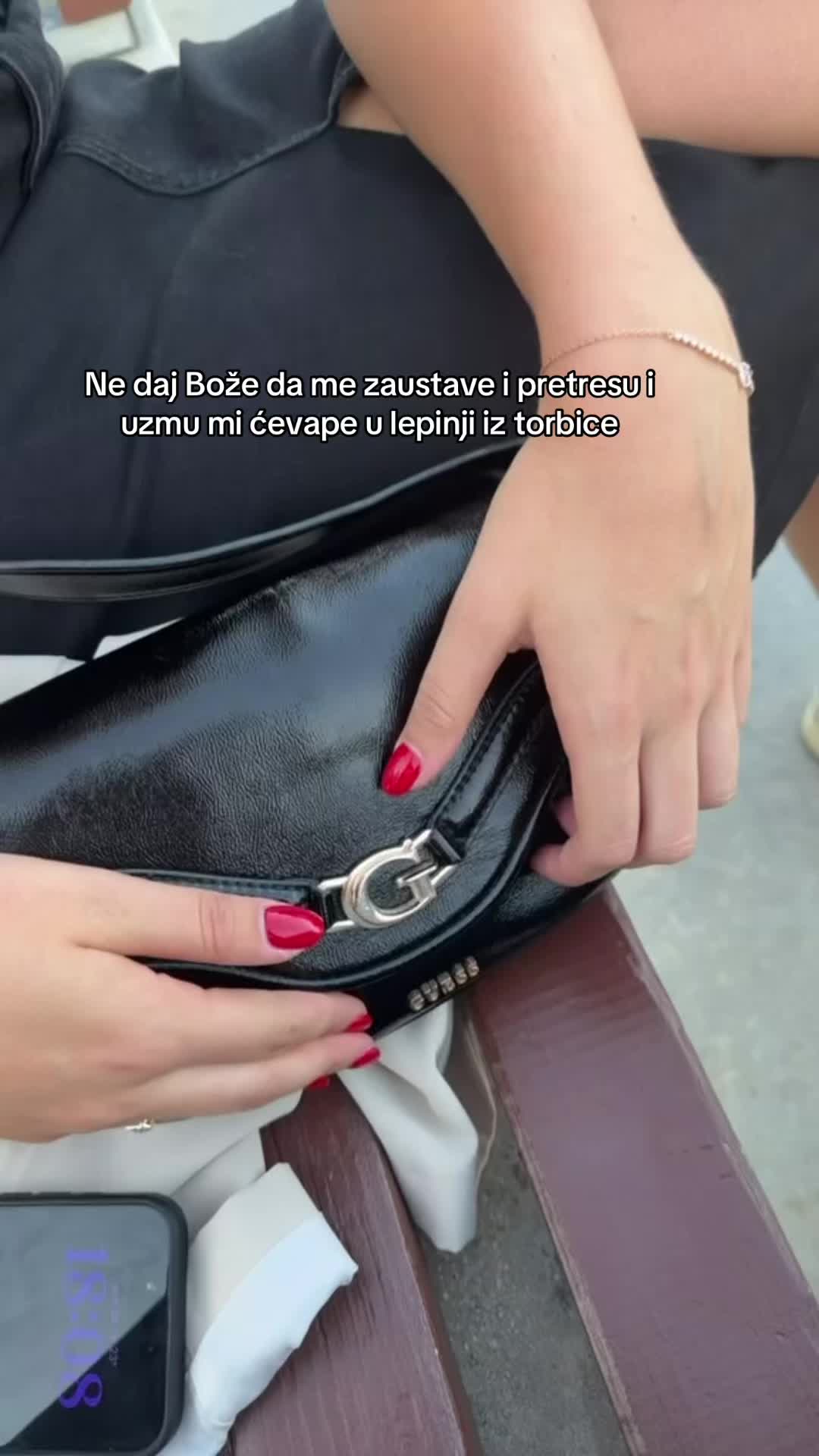 @ninaastrizee